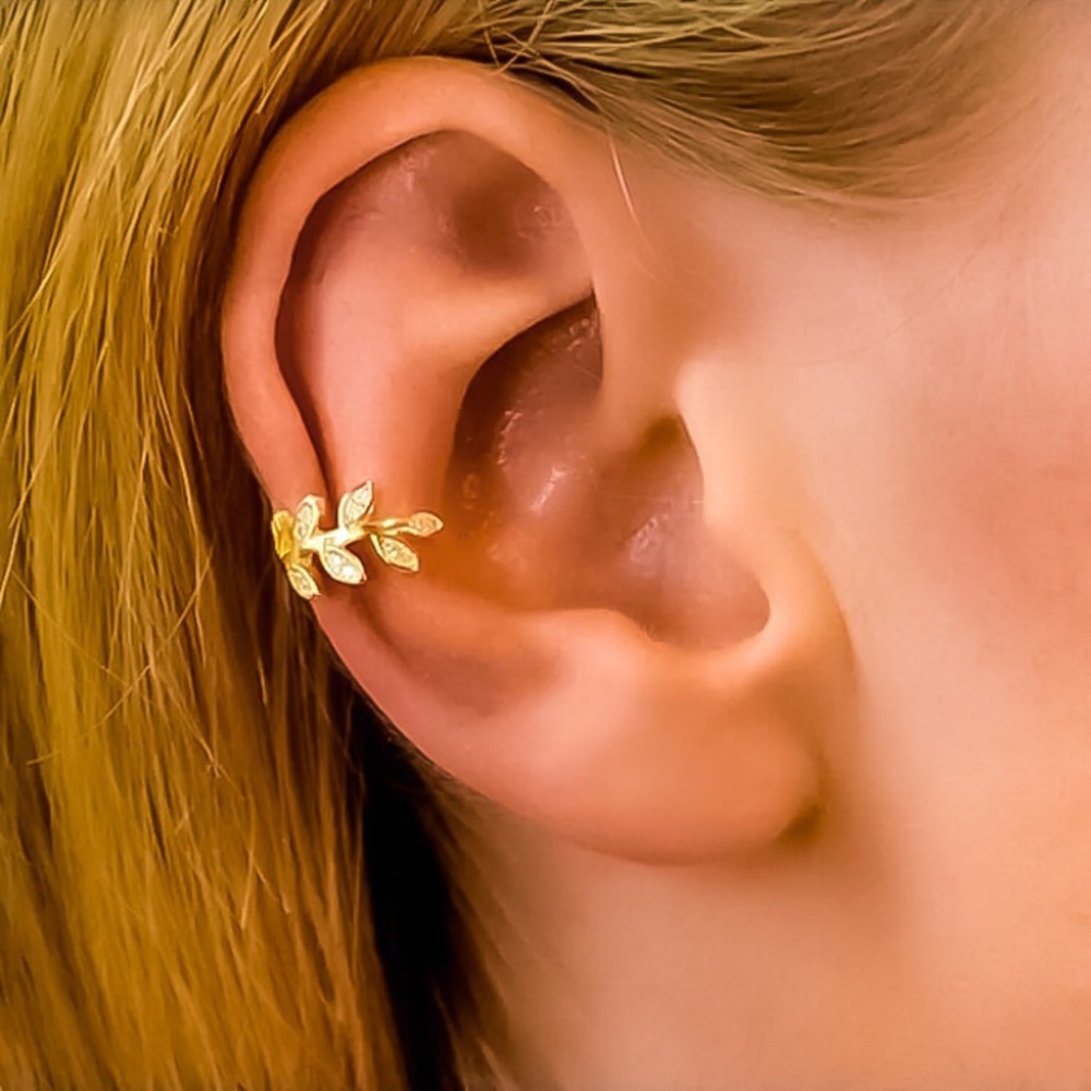 ⚜️[𝟯/$𝟭𝟴]⚜️CZ Gold Leaf Cuff Earring NEW - Picture 3 of 7
